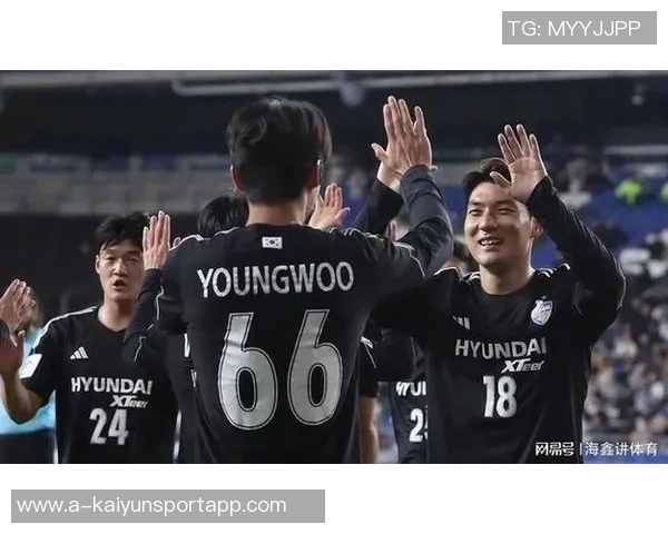 韩日足球荣耀之争蔚山亚冠对阵广岛引发关注 韩日足球荣耀之争蔚山亚冠对阵广岛引发关注