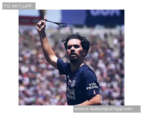 罗马门将斯维拉尔荣膺九月最佳球员表现出色仅失两球 罗马门将斯维拉尔荣膺九月最佳球员表现出色仅失两球