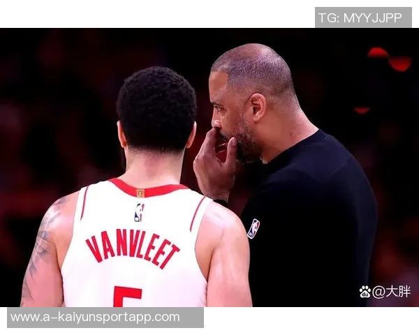 小贾巴里谈今夏训练重点与本场比赛失误控制表现 小贾巴里谈今夏训练重点与本场比赛失误控制表现