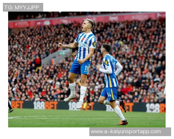 富安健洋或重返英超布莱顿与AC米兰争夺战升级 富安健洋或重返英超布莱顿与AC米兰争夺战升级