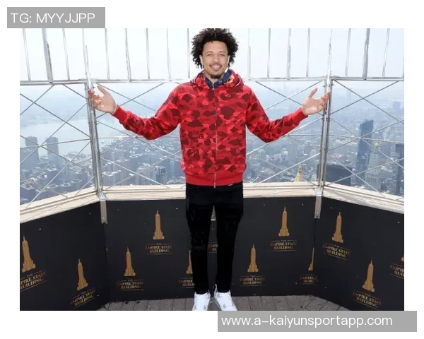 莫布里展现全能进攻能力精准外线三分助力球队再创佳绩 莫布里展现全能进攻能力精准外线三分助力球队再创佳绩